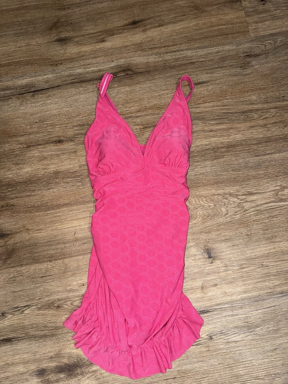 Crown & Ivy women's one-piece ruffle swimdress Hot Pink Preppy Beach Large - Picture 1 of 5